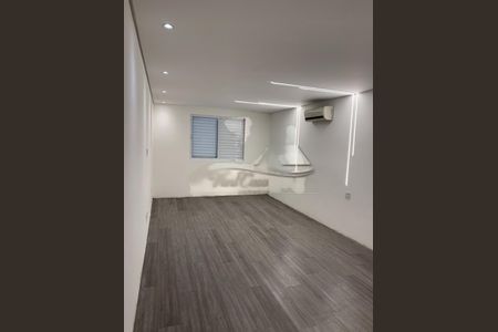 Casa à venda com 3 quartos, 250m² em Sacoma, São Paulo