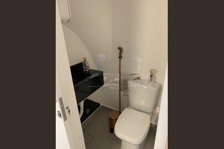 Casa à venda com 250m², 3 quartos e 2 vagas