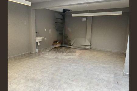 Casa à venda com 3 quartos, 250m² em Sacoma, São Paulo