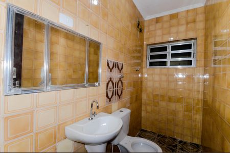 Casa à venda com 223m², 4 quartos e 3 vagasBanheiro Social