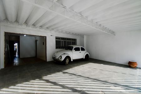 Casa à venda com 223m², 4 quartos e 3 vagasGaragem
