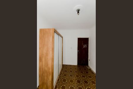 Casa à venda com 223m², 4 quartos e 3 vagasQuarto 2