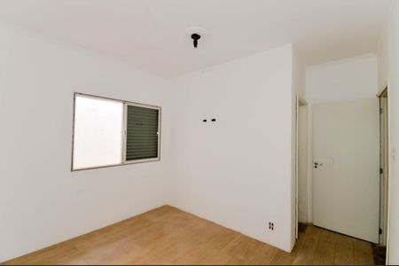 Casa à venda com 223m², 4 quartos e 3 vagasQuarto 4 - Suíte
