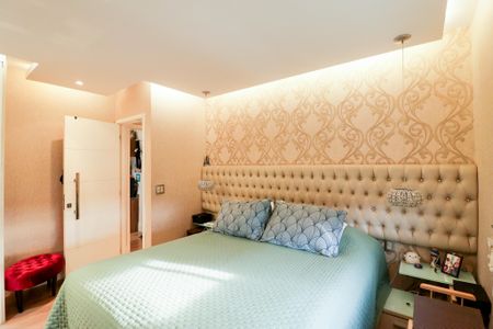 Apartamento à venda com 110m², 3 quartos e 2 vagas Apartamento à venda com 110m², 3 quartos e 2 vagasSuíte