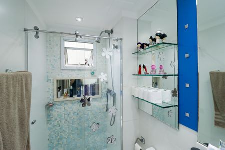 Apartamento à venda com 110m², 3 quartos e 2 vagas Apartamento à venda com 110m², 3 quartos e 2 vagasBanheiro Social