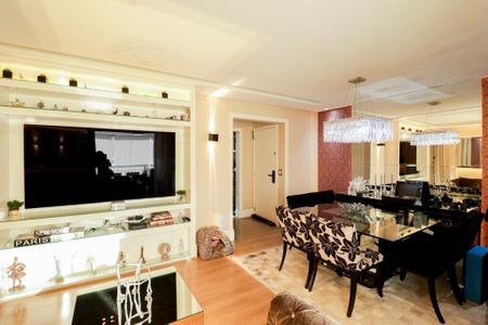 Apartamento à venda com 110m², 3 quartos e 2 vagas Apartamento à venda com 110m², 3 quartos e 2 vagasSala