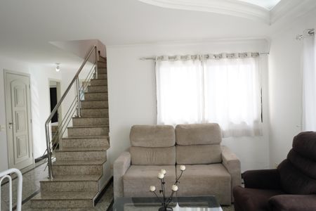 Apartamento à venda com 196m², 4 quartos e 6 vagasSala