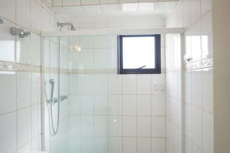 Apartamento à venda com 196m², 4 quartos e 6 vagasBanheiro Suíte 1