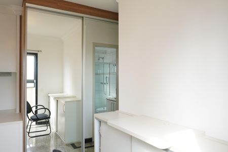 Apartamento à venda com 196m², 4 quartos e 6 vagasSuíte 1