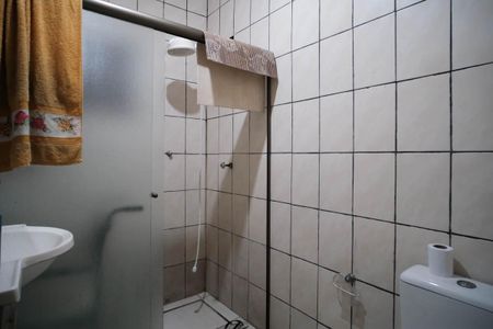 Casa à venda com 150m², 4 quartos e 2 vagasBanheiro