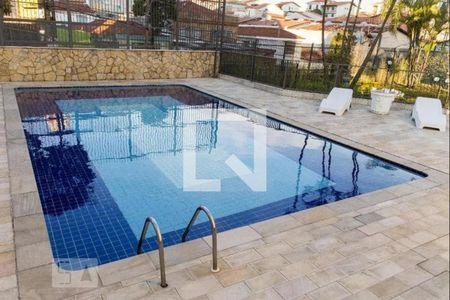 Apartamento à venda com 82m², 3 quartos e 2 vagas Apartamento à venda com 82m², 3 quartos e 2 vagasÁrea comum - Piscina 2