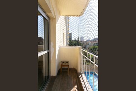 Apartamento à venda com 82m², 3 quartos e 2 vagas Apartamento à venda com 82m², 3 quartos e 2 vagasVaranda