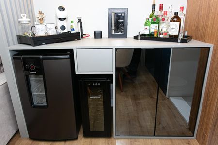 Apartamento à venda com 82m², 3 quartos e 2 vagas Apartamento à venda com 82m², 3 quartos e 2 vagasSala