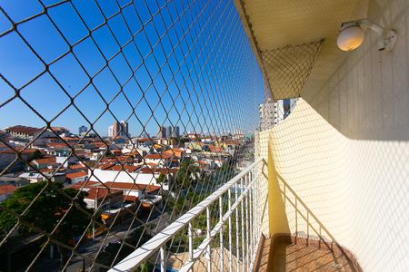 Apartamento à venda com 82m², 3 quartos e 2 vagas Apartamento à venda com 82m², 3 quartos e 2 vagasVaranda