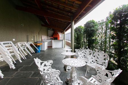 Apartamento à venda com 82m², 3 quartos e 2 vagas Apartamento à venda com 82m², 3 quartos e 2 vagasÁrea comum - Churrasqueira