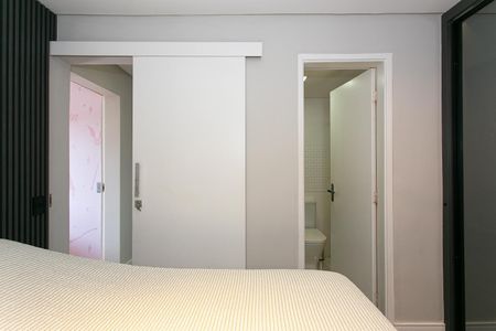 Apartamento à venda com 82m², 3 quartos e 2 vagas Apartamento à venda com 82m², 3 quartos e 2 vagasSuíte