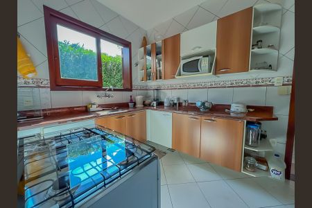 Casa de condomínio à venda com 800m², 5 quartos e 4 vagas Casa de condomínio à venda com 800m², 5 quartos e 4 vagasCozinha