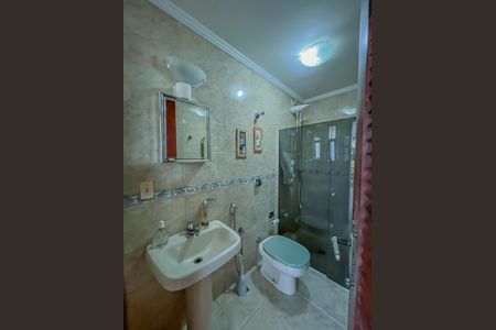 Casa de condomínio à venda com 800m², 5 quartos e 4 vagas Casa de condomínio à venda com 800m², 5 quartos e 4 vagasBanheiro 1