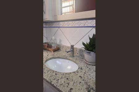 Casa para alugar com 110m², 3 quartos e 3 vagasBanheiro 2