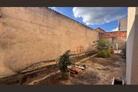 Casa para alugar com 110m², 3 quartos e 3 vagasQuintal