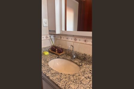 Casa para alugar com 110m², 3 quartos e 3 vagasBanheiro 2