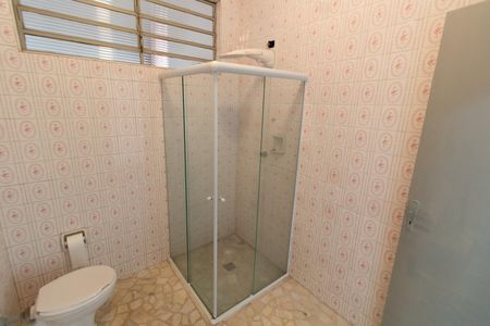 Casa para alugar com 191m², 4 quartos e 3 vagas Casa para alugar com 191m², 4 quartos e 3 vagasBanheiro Social