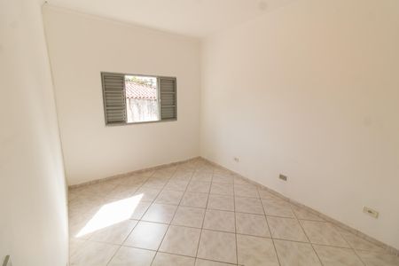Casa para alugar com 191m², 4 quartos e 3 vagas Casa para alugar com 191m², 4 quartos e 3 vagasQuarto 2