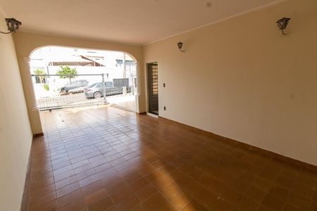 Casa para alugar com 191m², 4 quartos e 3 vagas Casa para alugar com 191m², 4 quartos e 3 vagasGaragem