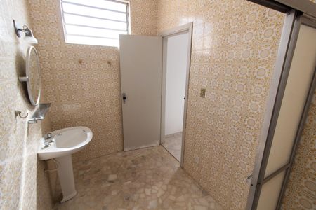 Casa para alugar com 191m², 4 quartos e 3 vagas Casa para alugar com 191m², 4 quartos e 3 vagasBanheiro da Suíte