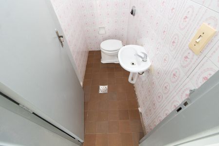 Casa para alugar com 191m², 4 quartos e 3 vagas Casa para alugar com 191m², 4 quartos e 3 vagasLavabo