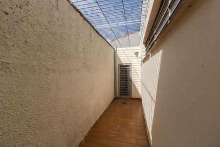 Casa para alugar com 191m², 4 quartos e 3 vagas Casa para alugar com 191m², 4 quartos e 3 vagasCorredor