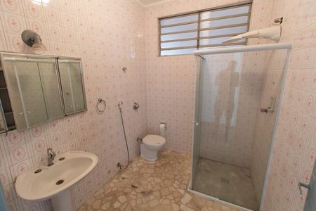Casa para alugar com 191m², 4 quartos e 3 vagas Casa para alugar com 191m², 4 quartos e 3 vagasBanheiro Social