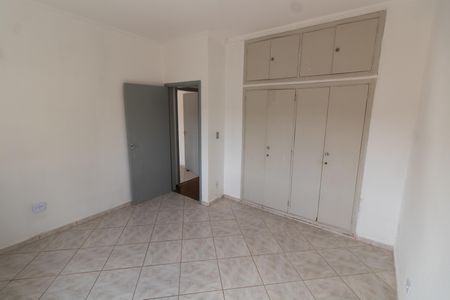 Casa para alugar com 191m², 4 quartos e 3 vagas Casa para alugar com 191m², 4 quartos e 3 vagasSuíte