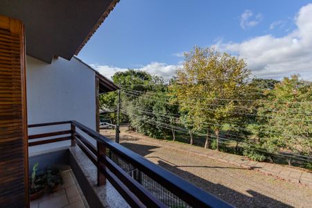 Casa à venda com 270m², 3 quartos e 2 vagas Casa à venda com 270m², 3 quartos e 2 vagasVaranda da Suíte 1