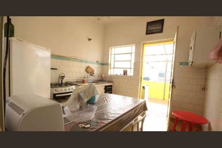 Casa à venda com 2 quartos, 100m² em Bosque da Saúde, São Paulo