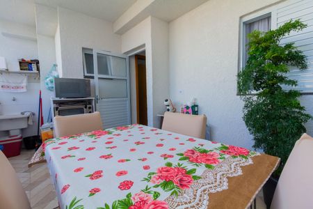 Apartamento à venda com 63m², 2 quartos e 1 vagaVaranda e Área de Serviço