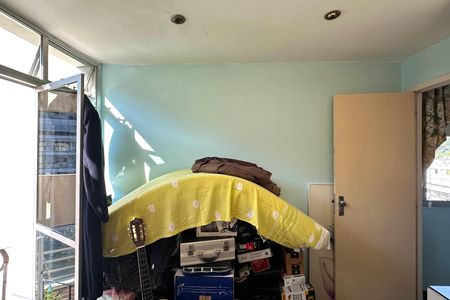 Apartamento à venda com 313m², 4 quartos e 4 vagasQuarto 02