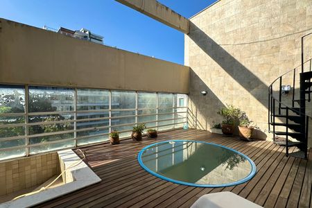 Apartamento à venda com 313m², 4 quartos e 4 vagasÁrea externa