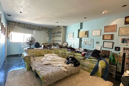 Apartamento à venda com 313m², 4 quartos e 4 vagasQuarto 