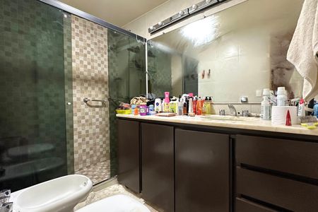 Apartamento à venda com 313m², 4 quartos e 4 vagasBanheiro Social