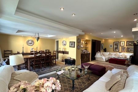 Apartamento à venda com 313m², 4 quartos e 4 vagasSala