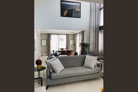 Apartamento à venda com 272m², 3 quartos e 4 vagas