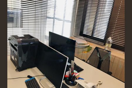 Apartamento à venda com 272m², 3 quartos e 4 vagas