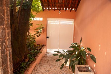 Casa à venda com 404m², 4 quartos e 4 vagas Casa à venda com 404m², 4 quartos e 4 vagasGaragem