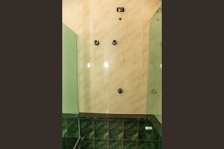 Casa à venda com 404m², 4 quartos e 4 vagas Casa à venda com 404m², 4 quartos e 4 vagasBanheiro da Suíte 2