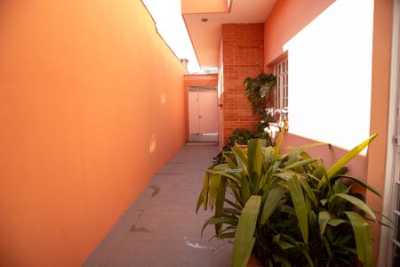 Casa à venda com 404m², 4 quartos e 4 vagas Casa à venda com 404m², 4 quartos e 4 vagasQuintal