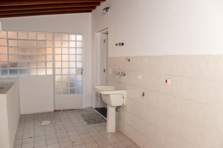 Casa à venda com 404m², 4 quartos e 4 vagas Casa à venda com 404m², 4 quartos e 4 vagasÁrea de Serviço