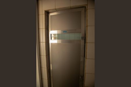 Casa à venda com 404m², 4 quartos e 4 vagas Casa à venda com 404m², 4 quartos e 4 vagasSauna