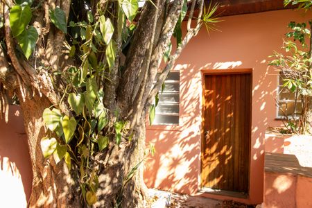 Casa à venda com 404m², 4 quartos e 4 vagas Casa à venda com 404m², 4 quartos e 4 vagasJardim