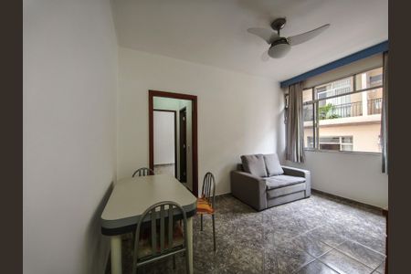 Apartamento para alugar com 45m², 1 quarto e 1 vagaSala